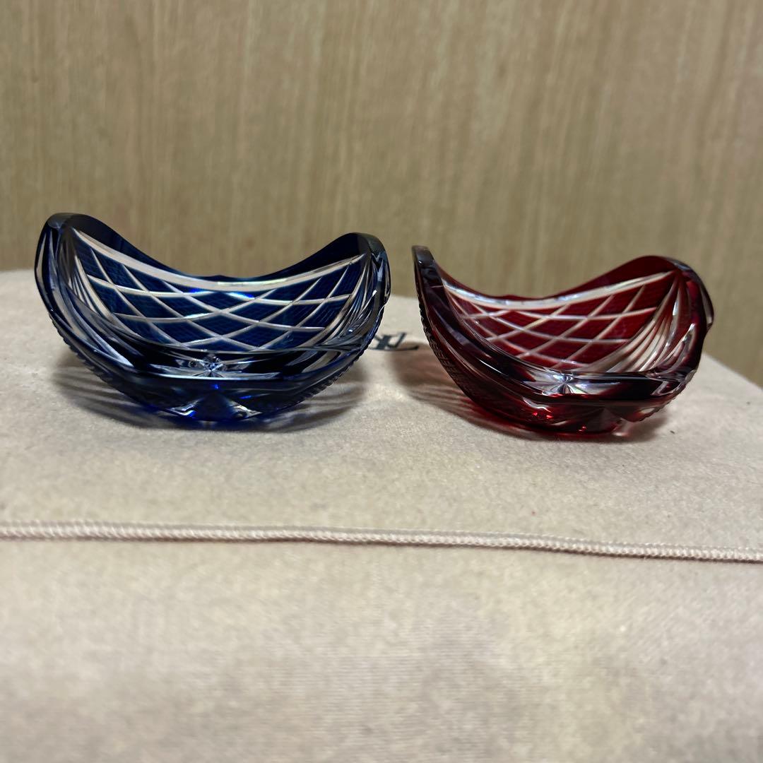 薩摩切子小鉢（青色・赤色）2個セットです。メルカリ発送です。
