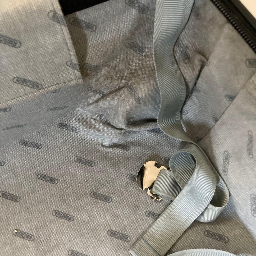 リモワ　サルサスーツケース　2輪