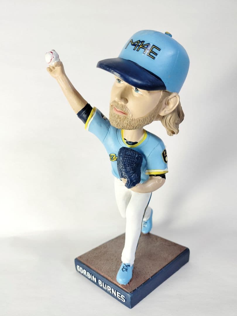 コービン・バーンズ／”シティコネクト” ボブルヘッド人形（ブルワーズ）