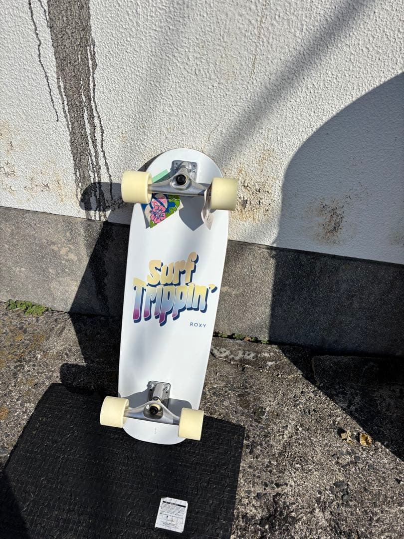 ロキシー　ROXYサーフスケートボード