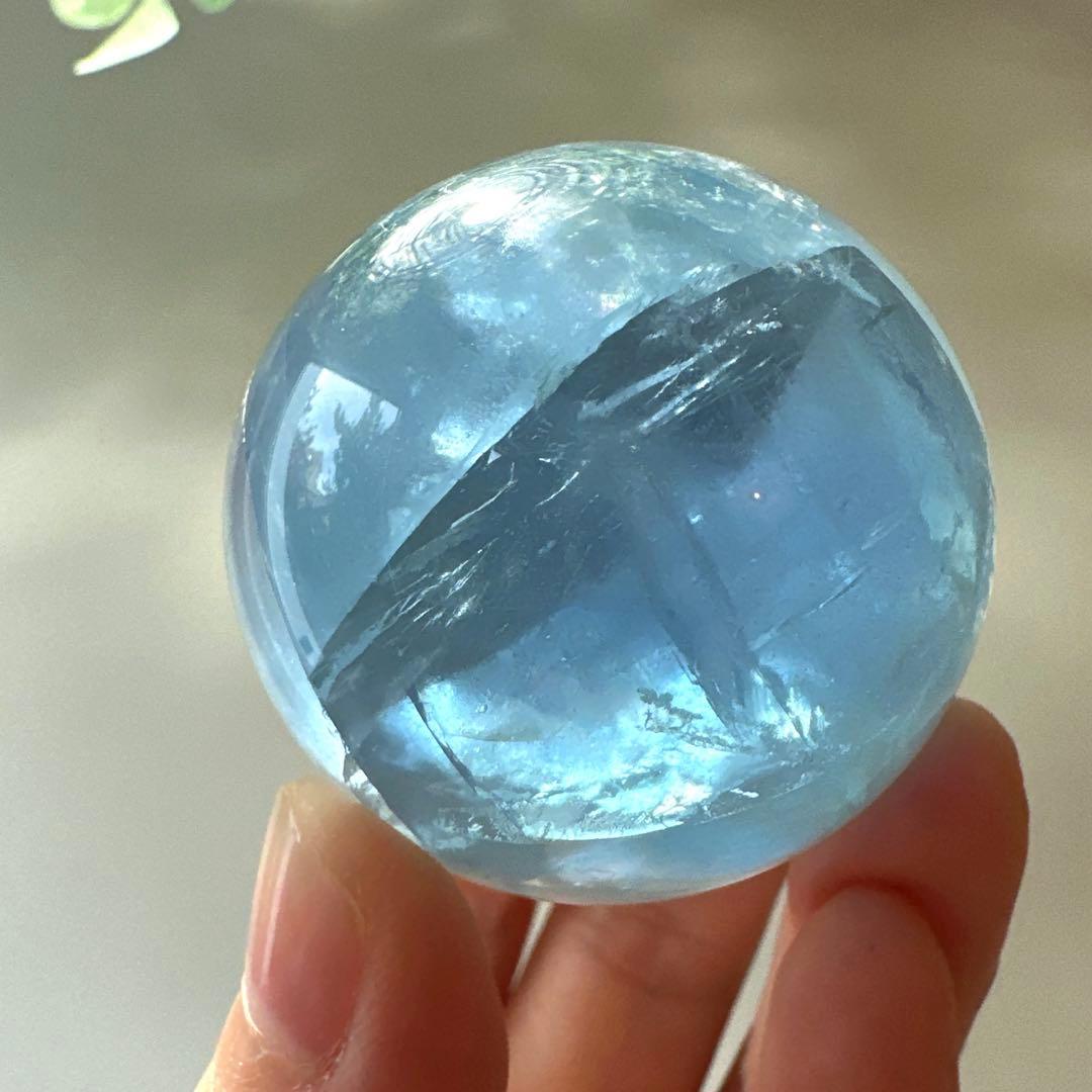 ブルーフローライト　スフィア　4.2㎝　スカイブルー　レア　虹　フローライト