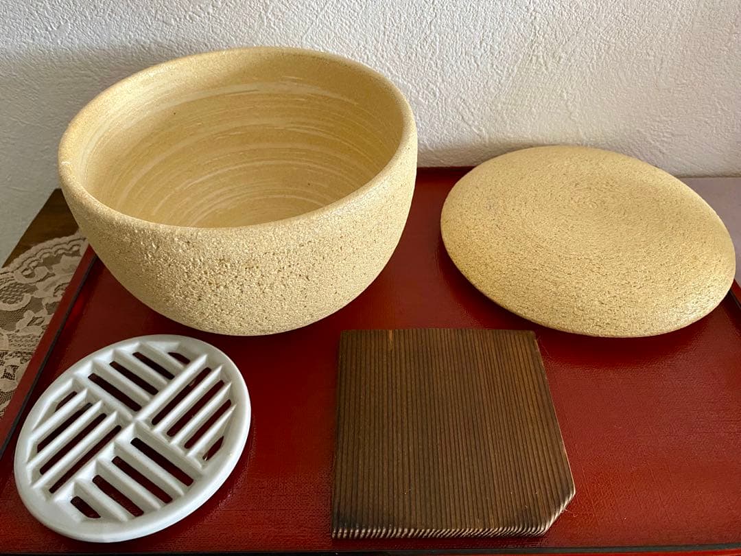 お値下げしました 未使用品：伊賀焼窯元『長谷園』の陶珍（大）陶器製おひつ 蓋付き