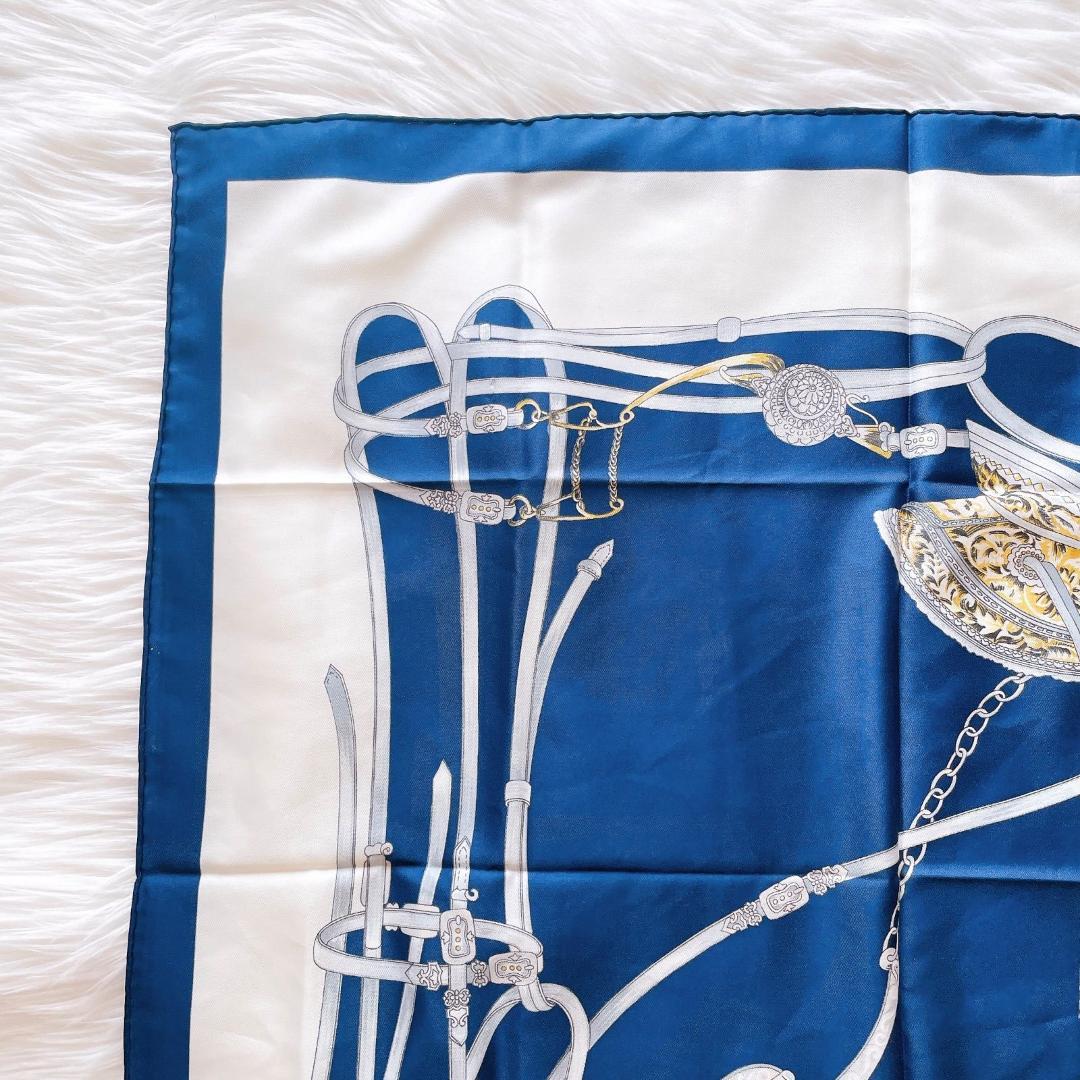 エルメス　カレ90 馬具デザイン　スカーフ　シルク100％