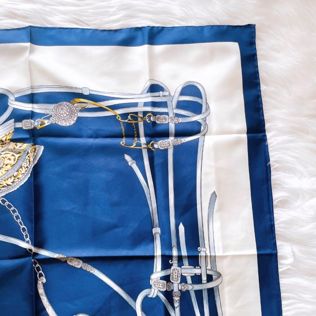 エルメス　カレ90 馬具デザイン　スカーフ　シルク100％