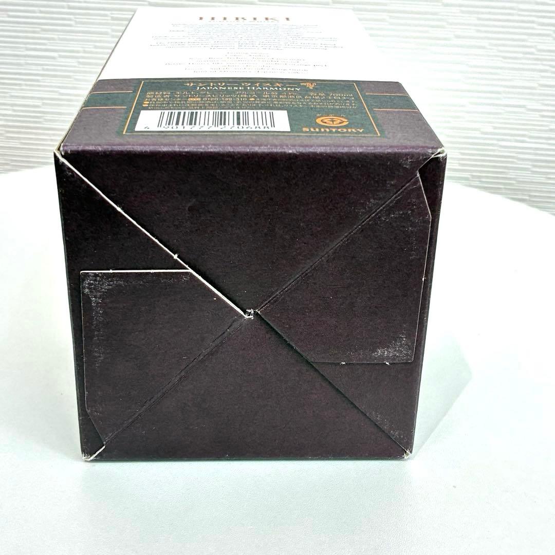 ∞ サントリー　響　JAPANESE HARMONY　ウイスキー　700ml