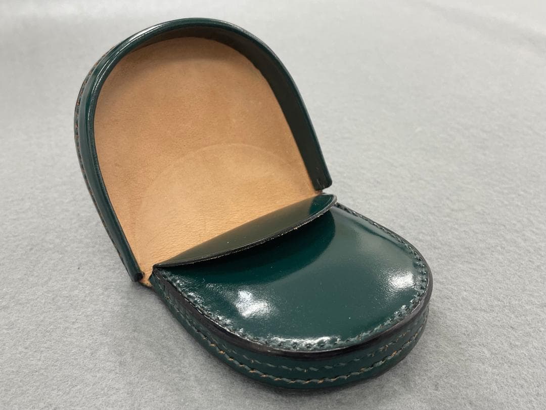 【未使用】ケース　コードバン　馬蹄形　小銭入れ　ダークグリーン