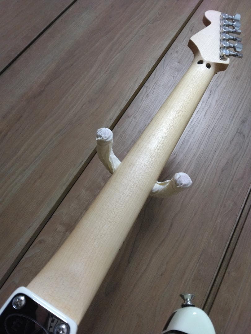 tatsu.tk.kamata　EVH Striped 白黒（ギターのみ）