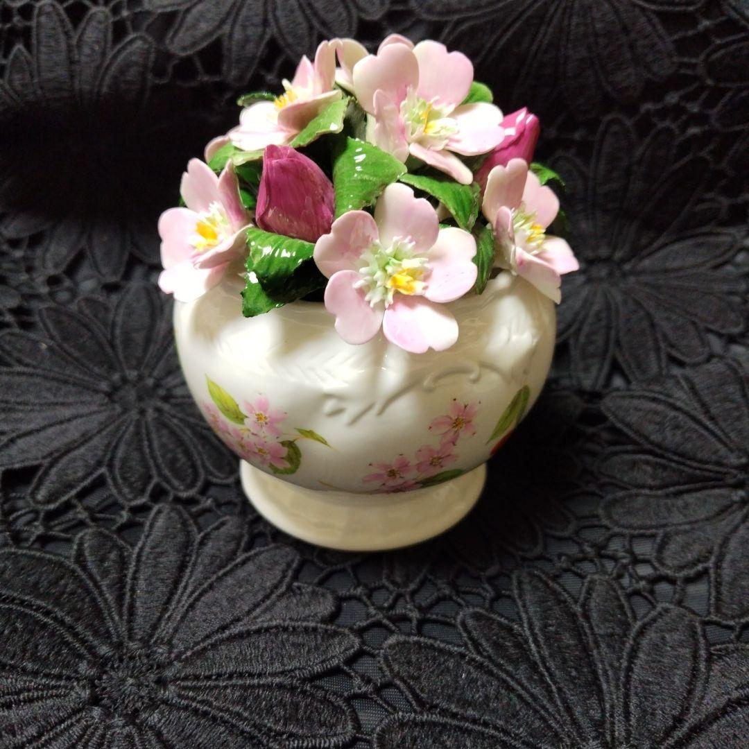 エインズレイ陶花　チェリーブロッサム