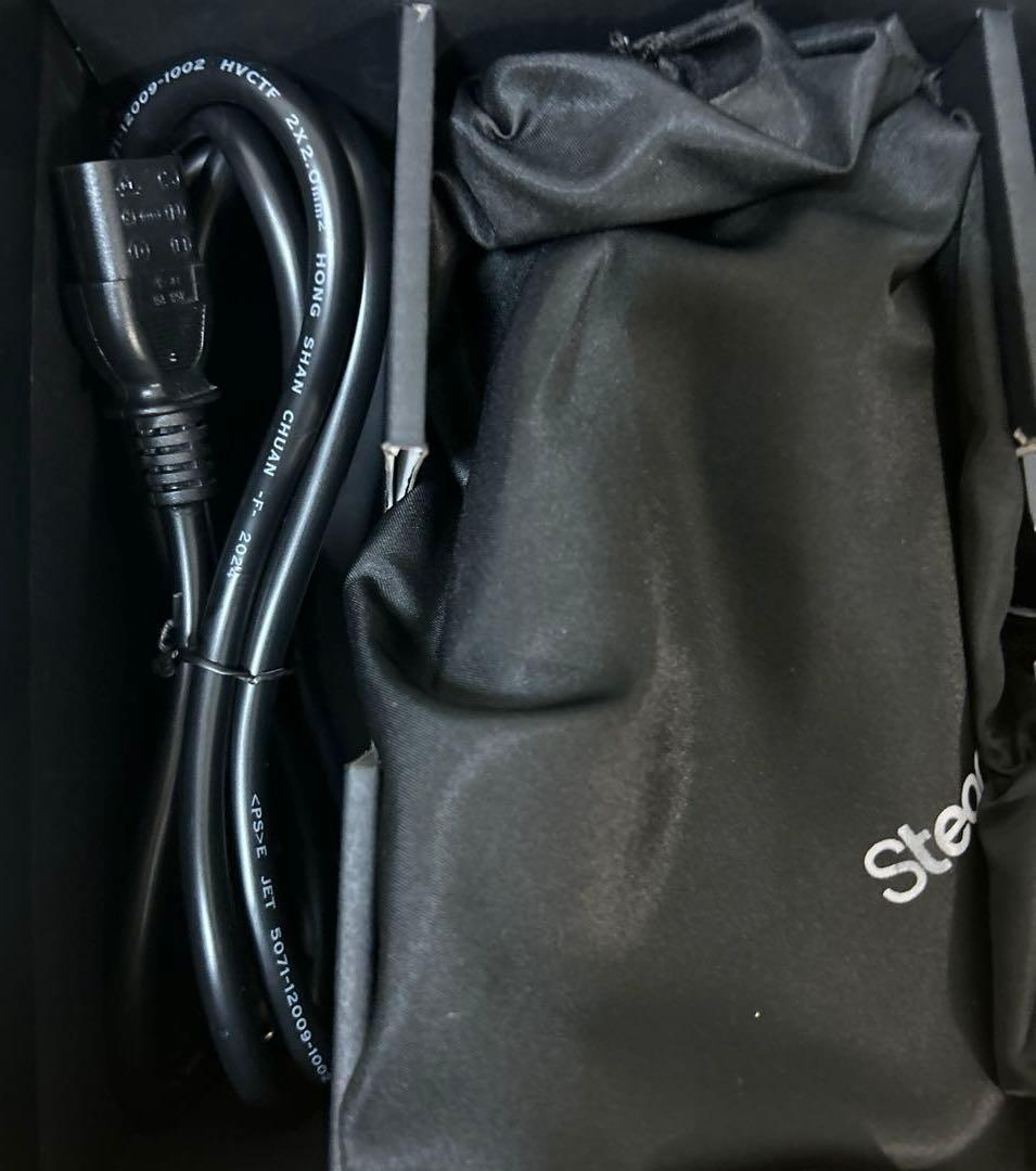 SteamOne Foldable スチームアイロン　保証期間内