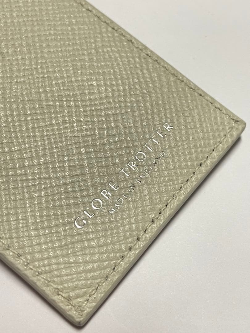 【美品】GLOBE-TROTTERグローブトロッター　ネームタグ　❤︎
