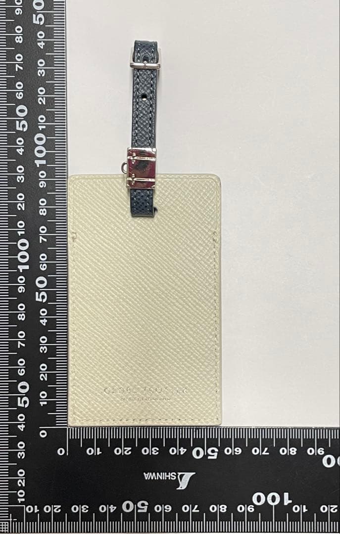 【美品】GLOBE-TROTTERグローブトロッター　ネームタグ　❤︎