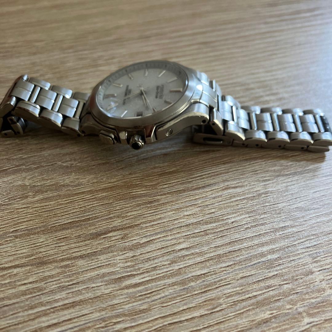 (稼動品) CITIZEN シチズンアネッサ　H410 ネイビー　ソーラー