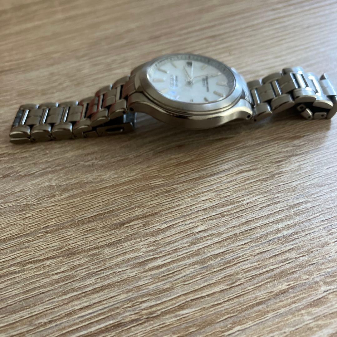 (稼動品) CITIZEN シチズンアネッサ　H410 ネイビー　ソーラー