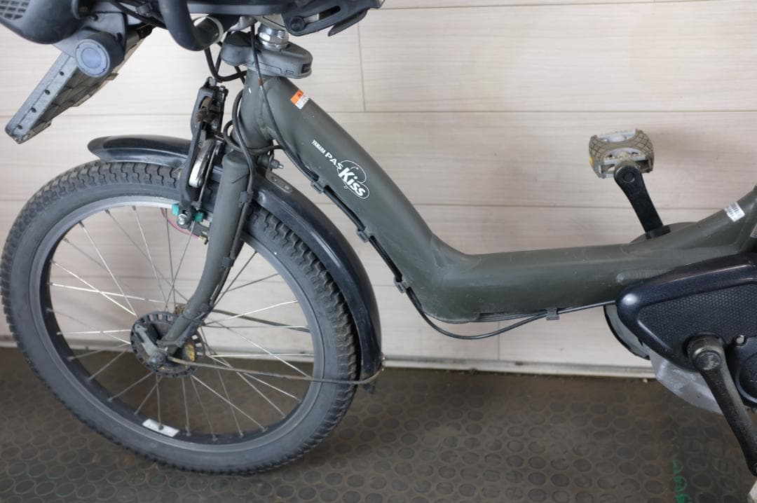 み*ん様 電動自転車ヤマハPAS　KISS　20インチ　3段　12.8Ah充電器