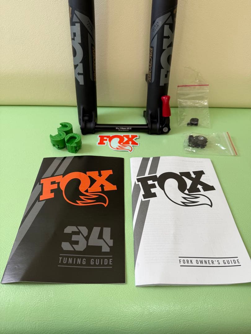 新品未使用 FOX 34 Factory 29 140mm FIT4 Boost