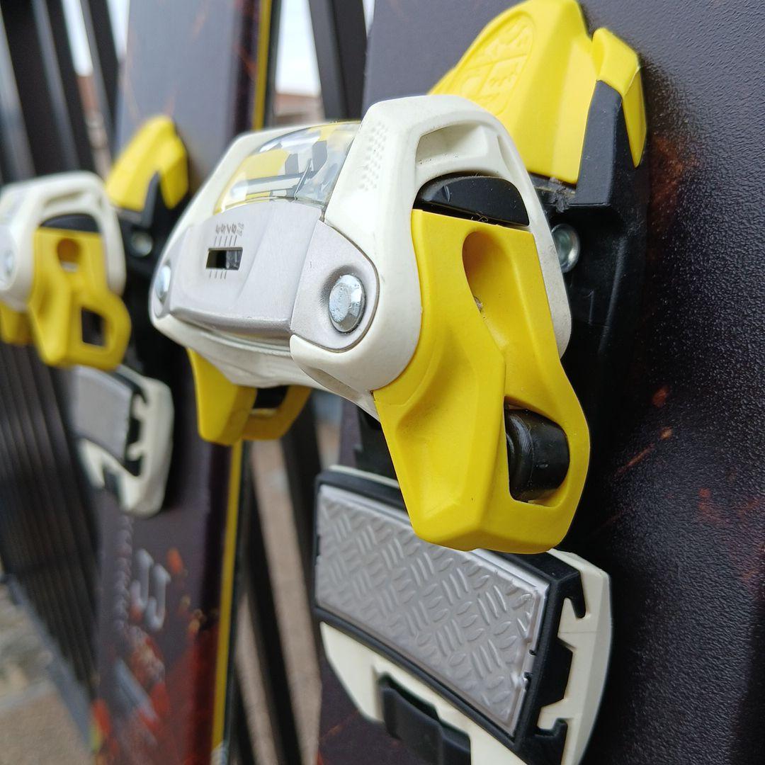 ARMADA JJ 185cm　　　　　　 MARKER SQUIRE