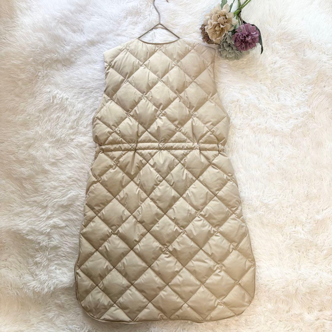 美品【TAION×UNFILO 】キルティングダウン ジレ ロングベストベージュ