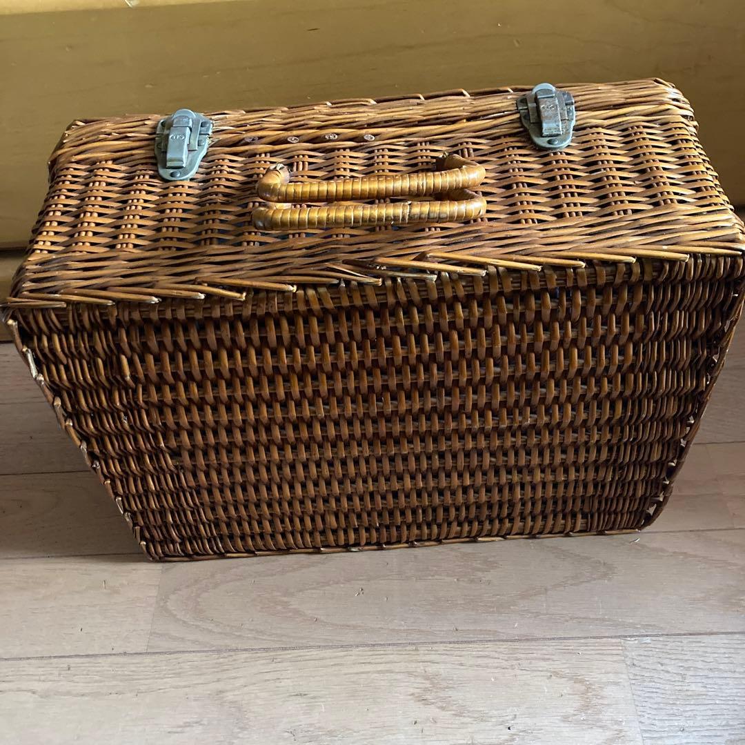バスケット　カゴ　カゴバック　ピクニック　レトロ　昭和レトロ　年代物　カントリー