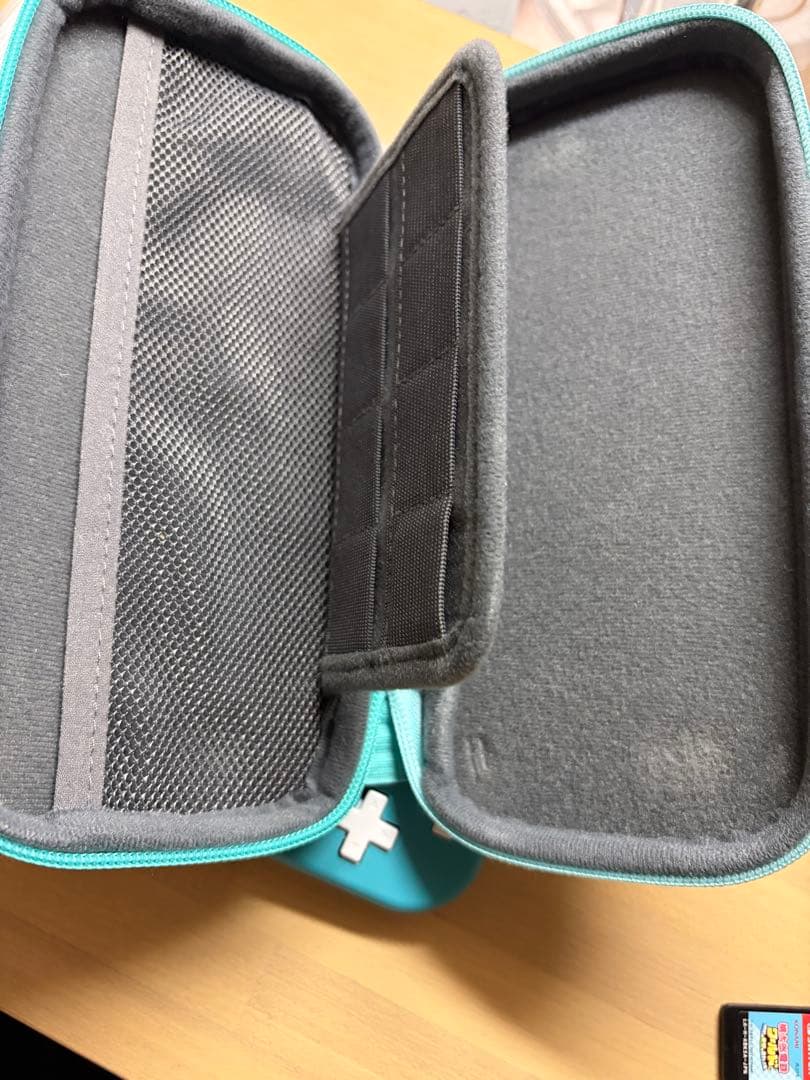 Nintendo Switch Light ケース、あつ森、もも鉄ソフト付き