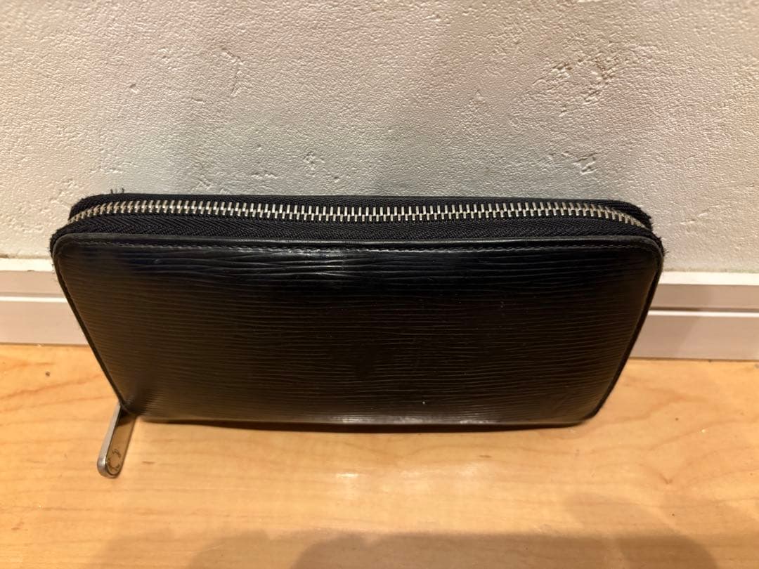 ルイヴィトン　正規品　エピ　ブラック 長財布