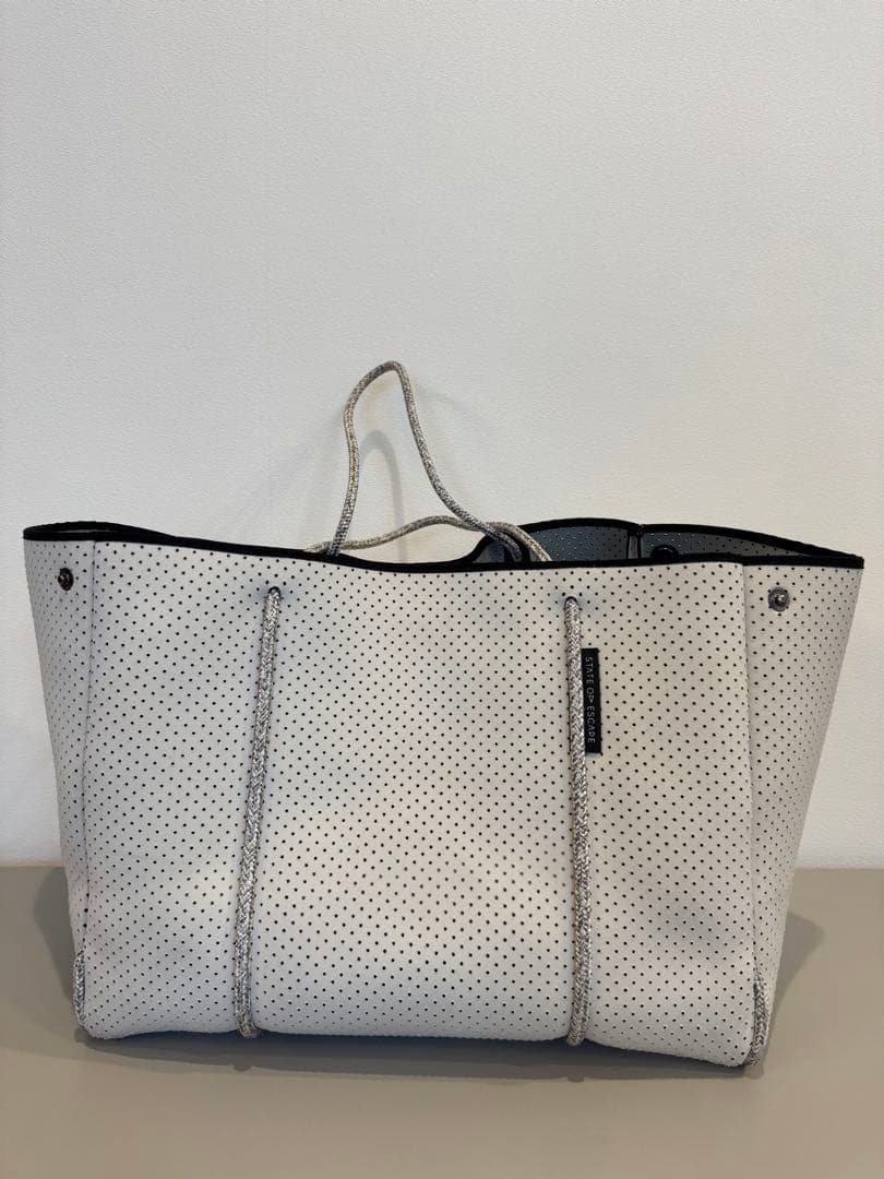 STATE OF ESCAPE ステイトオブエスケープ　ホワイト