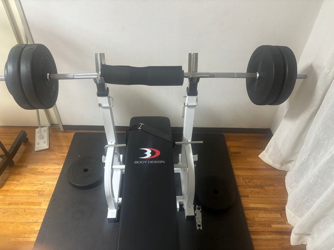 BODY DESIGN トレーニングベンチ 重量プレート付き