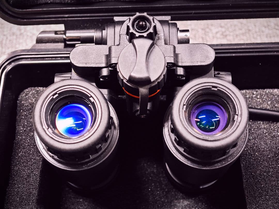 ねこすみ 【保証付】 PVS31　デジタルナイトビジョン 実動