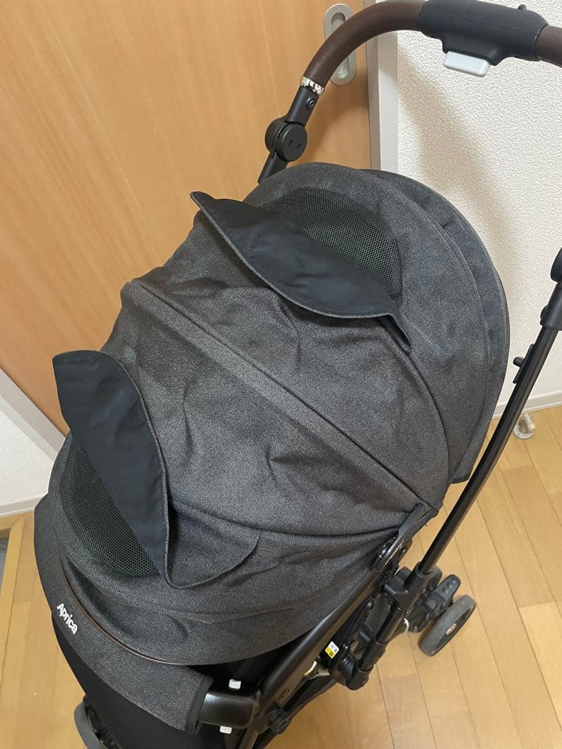 【美品】Apricaベビーカーラクーナクッションフリープラス2022年購入