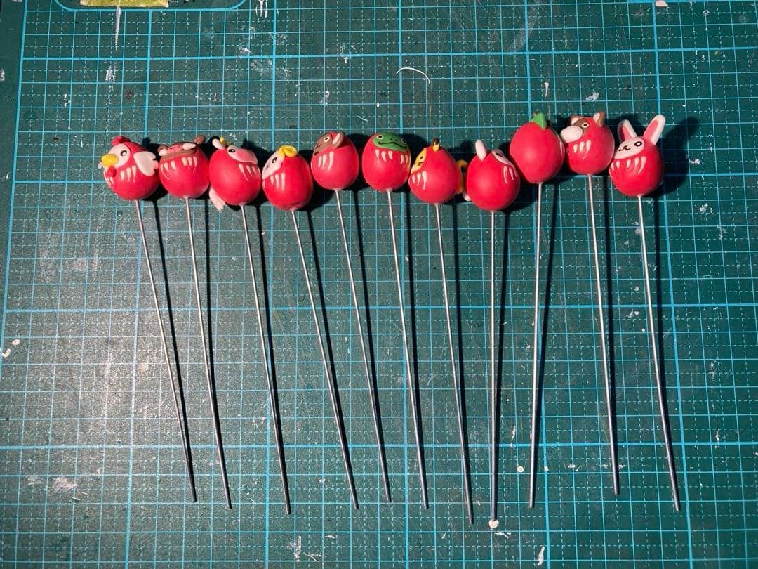 ひろりん様オーダー　干支ダルマ　ガーデンピック