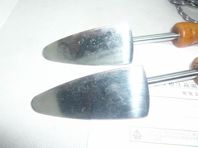 美品　タキイ和裁電化鏝　和裁こて　和裁コテ　ランプ付き　鏝２本付き