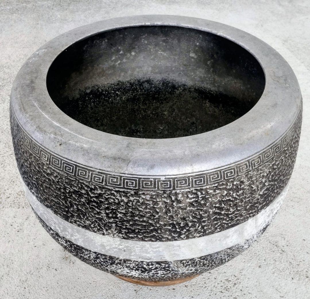 「大切に保管していました」用の美を感じる器/再び息づく鉢/水鉢