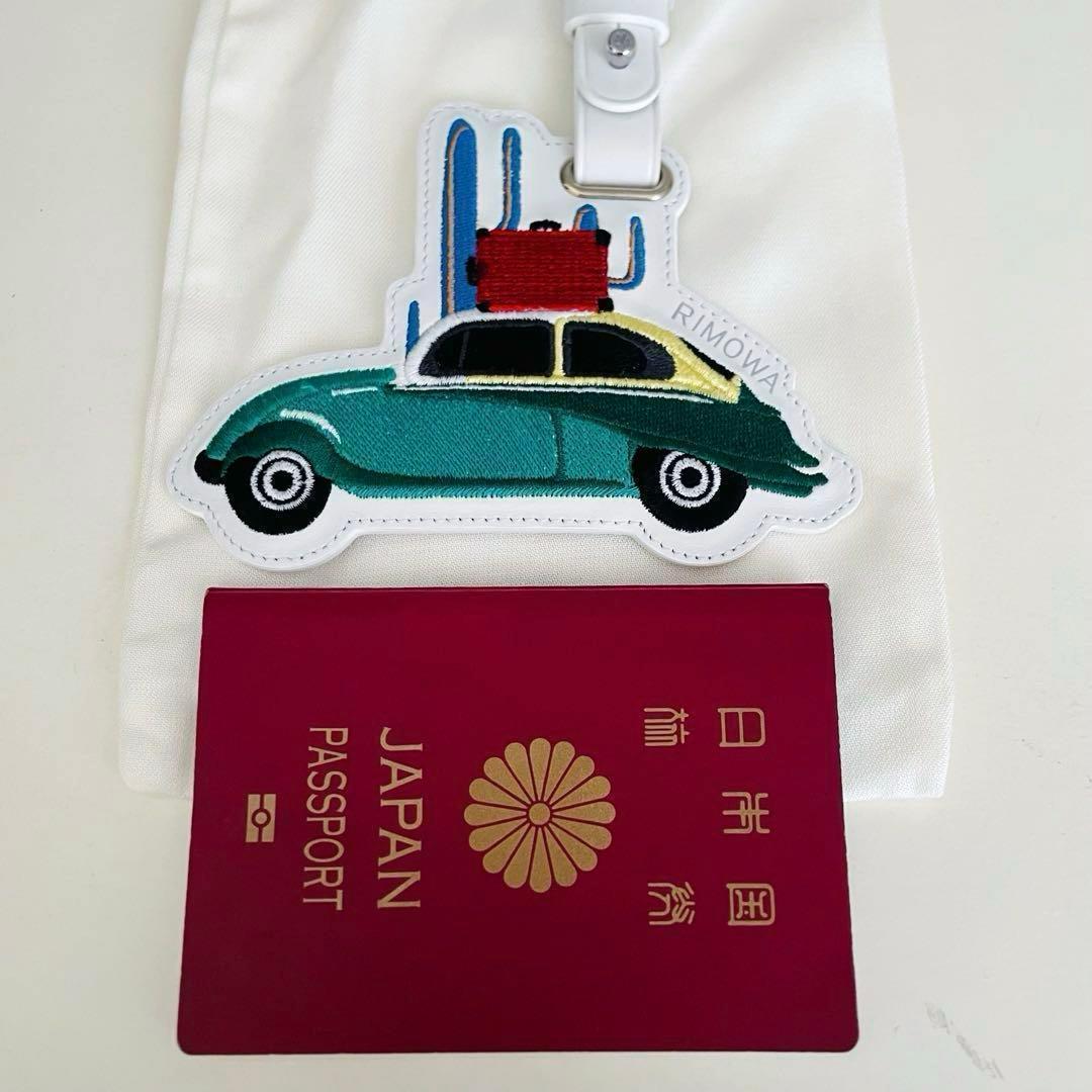 完売✨未使用 リモワ ラゲージチャーム タクシー キーホルダー 箱&保存袋 人気