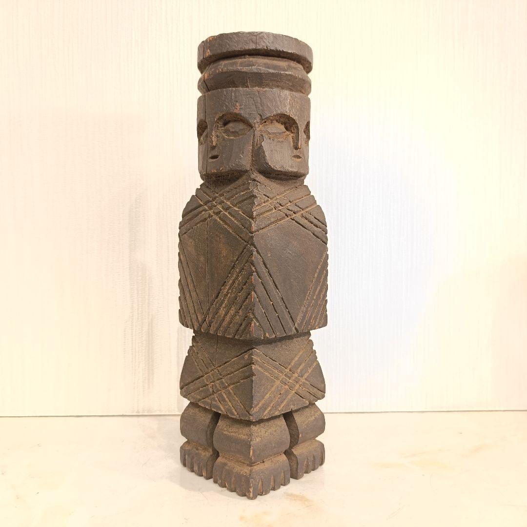 プリミティブアート　木製オブジェ