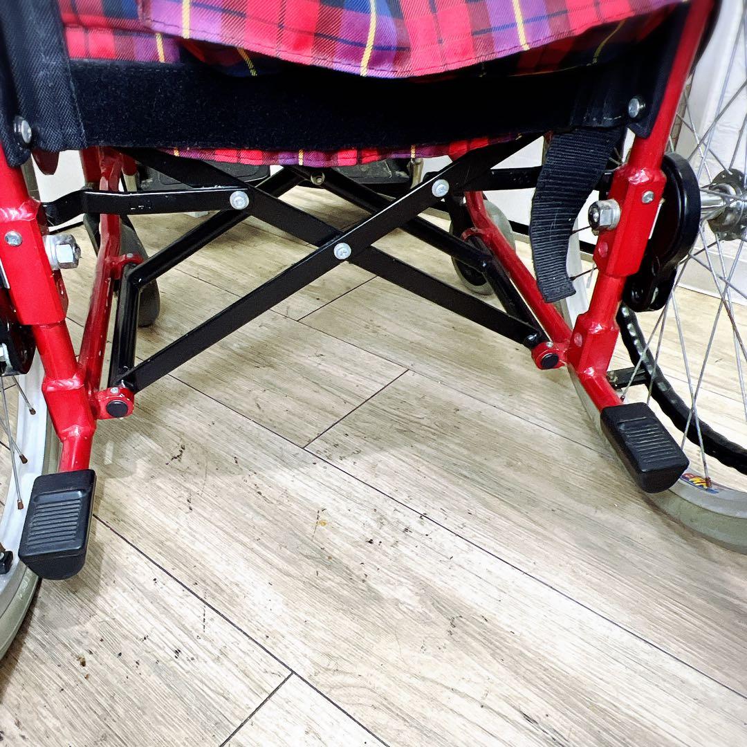 全国送料無料　KAWAMURA　カワムラサイクル　自走・介助兼用　車椅子　赤