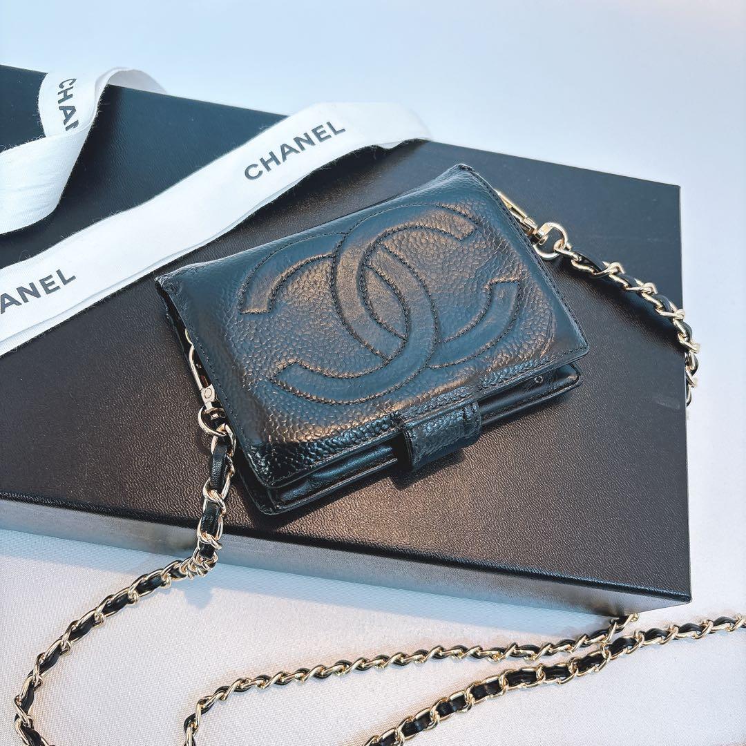 【シャネル】デカココマーク キャビアスキン ２つ折り財布 フラップホック 黒