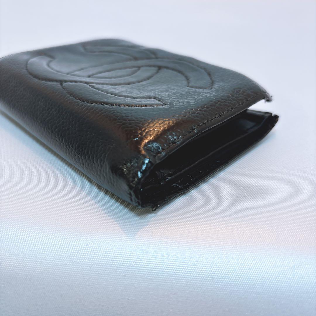 【シャネル】デカココマーク キャビアスキン ２つ折り財布 フラップホック 黒