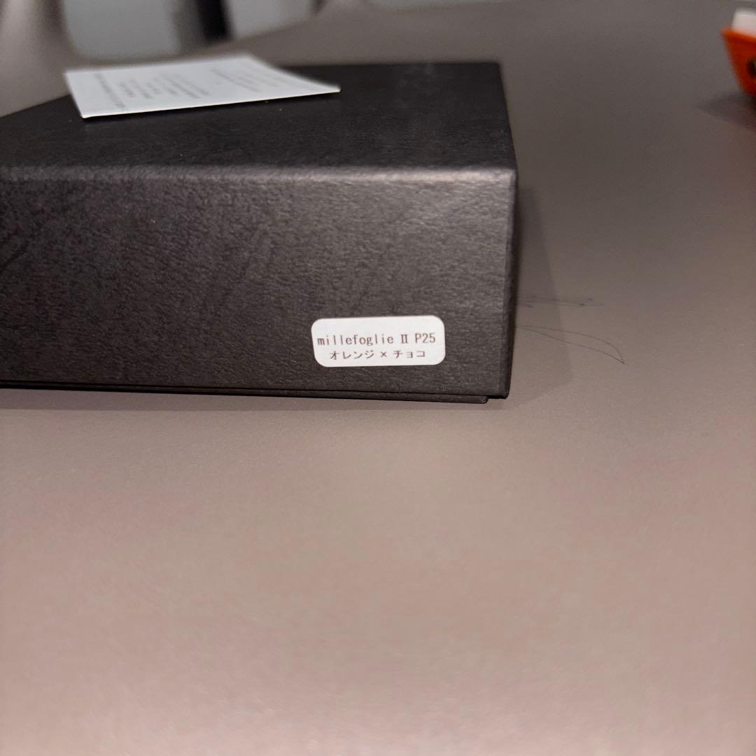 【新品未使用/店舗限定】エムピウ ミッレフォッリエP25 ブッテーロ オレンジ