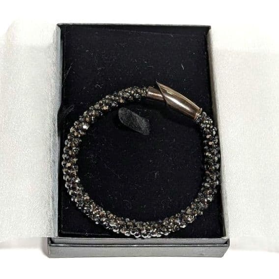 カ*ズ様 #LUV ハッシュタグラブ ブレスレット 7mm ブラック系 GACK