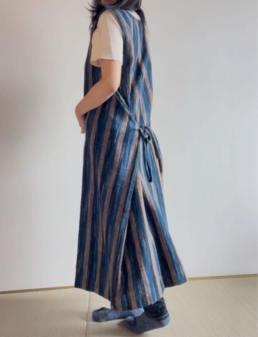 ユ*リ様 うさとの服　藍染め　エプロンワンピース