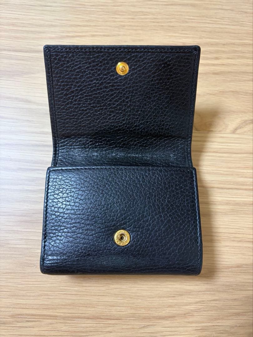 GUCCI ブラック レザー 財布 三つ折財布