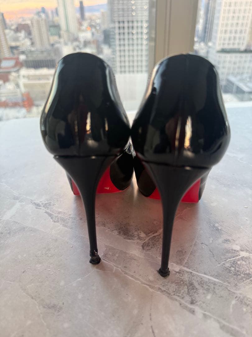 断捨離中です様ルブタンヒール　23cm クリスチャンルブタン箱付き