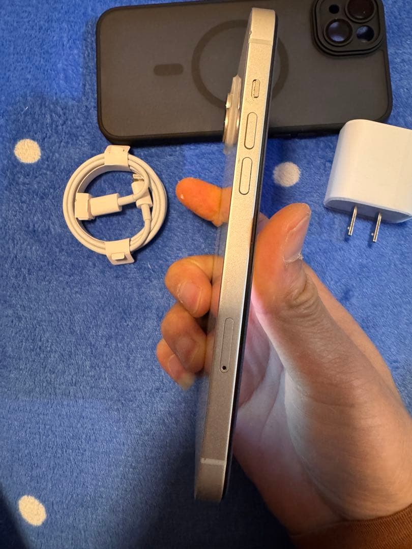 iPhone 14 plus 256GB バッテリー93%