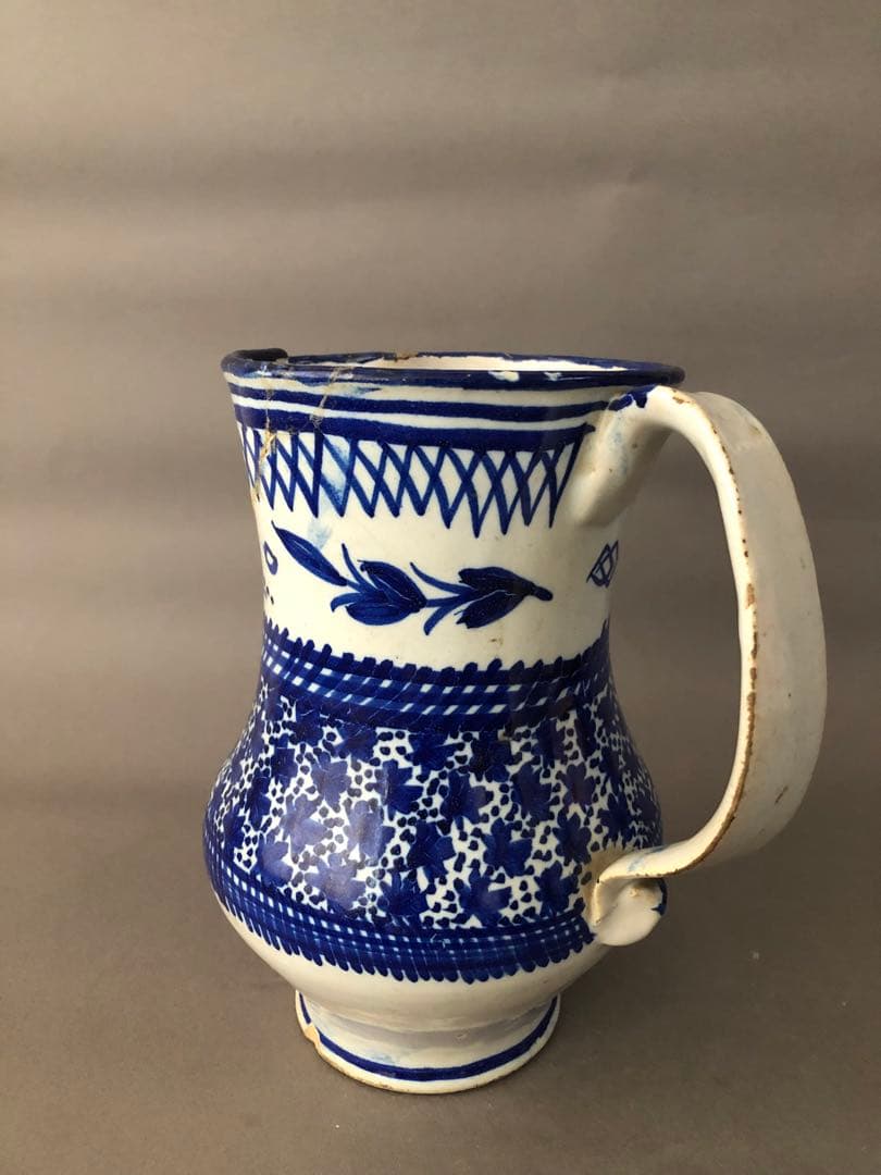 スペイン骨董　古陶 陶器　マニセス焼の水差し、ピッチャー　アンティーク