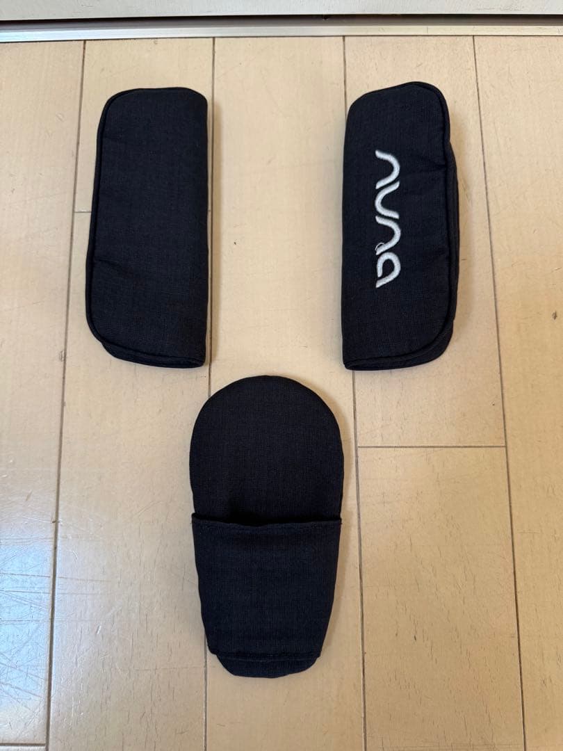 nuna TRIV next ベビーカー ヌナ トリヴネクスト　キャビア（黒）