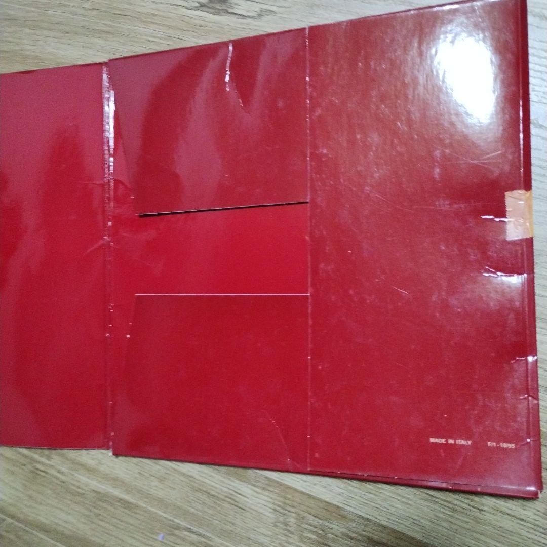 ■値下げしました■ Salvatore Ferragamo 花柄シルクスカーフ