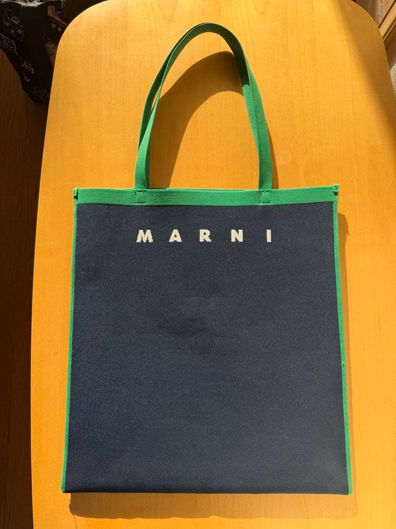 MARNI ジャカードトートバッグ ネイビー×グリーン