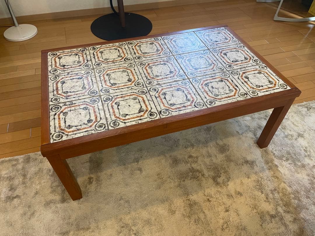 デンマーク製タイルトップ センターテーブル timehype ローテーブル