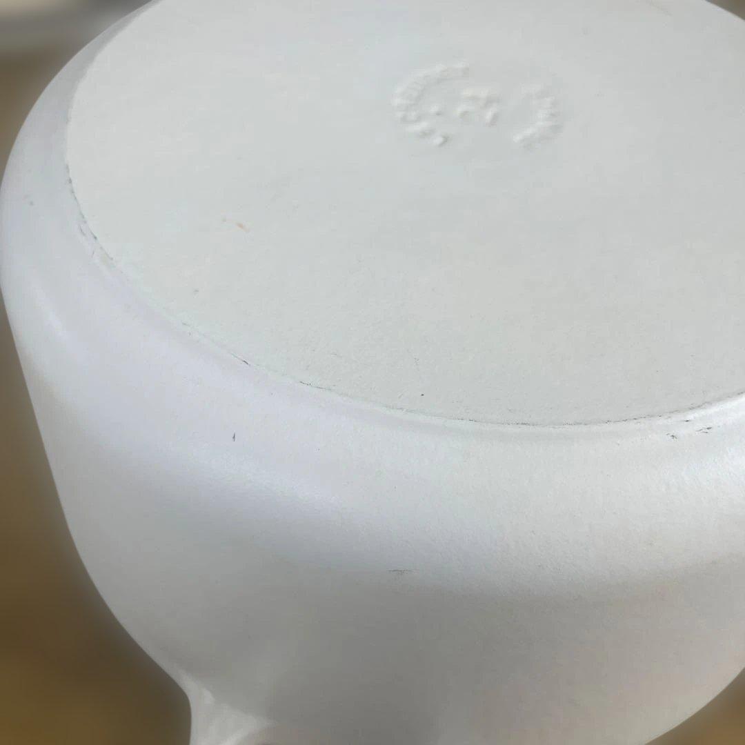 LE CREUSET ココット・ロンド 24㎝ ホワイト