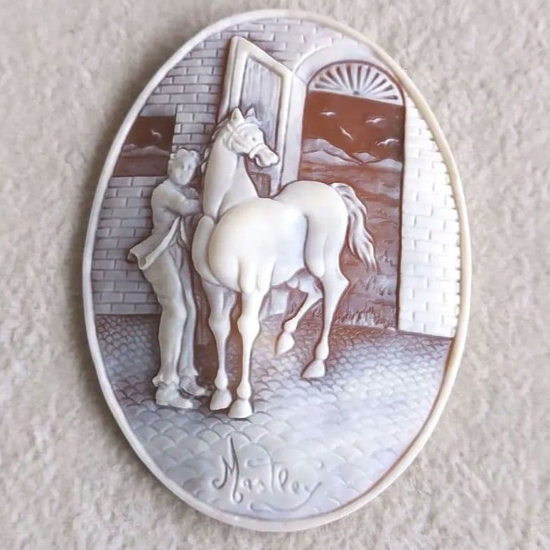 馬　シェル　カメオ　ルース