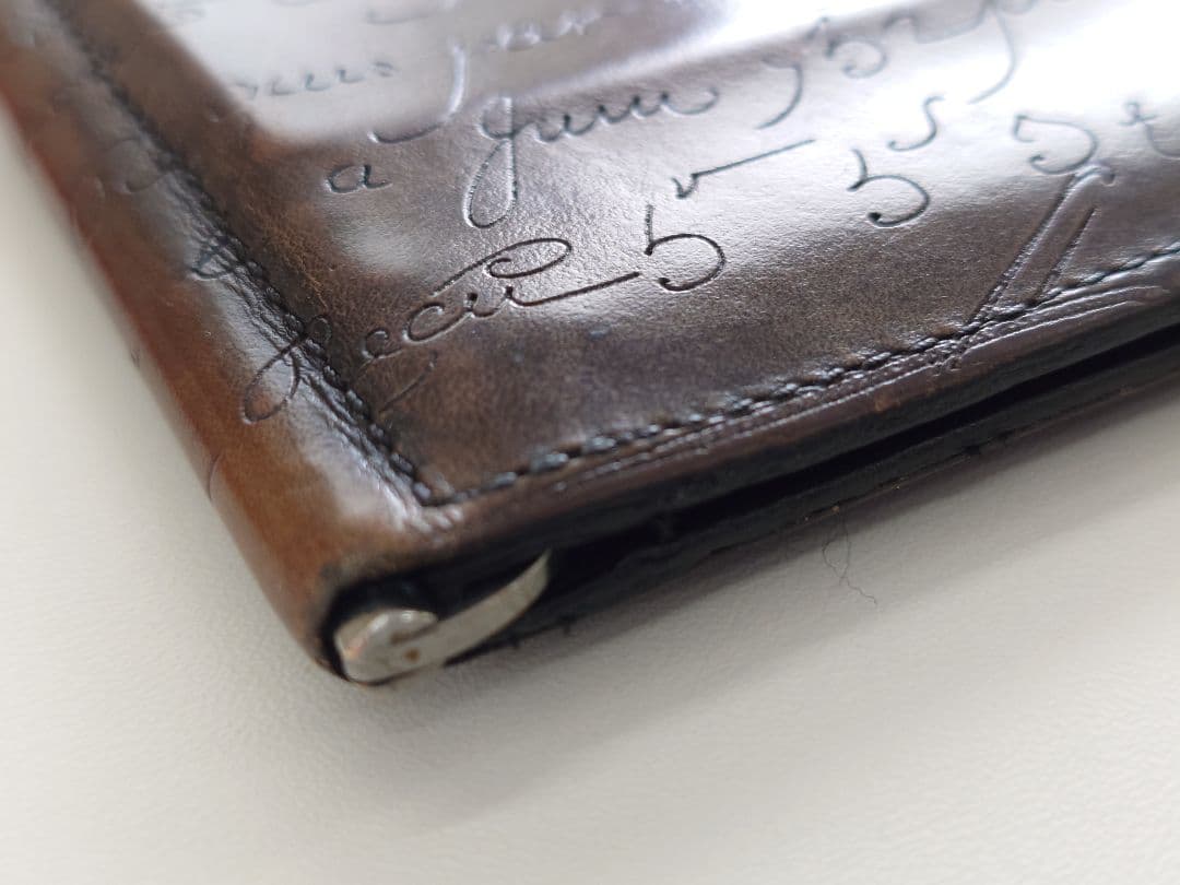 ベルルッティ　マネークリップ ASSAO カリグラフィ